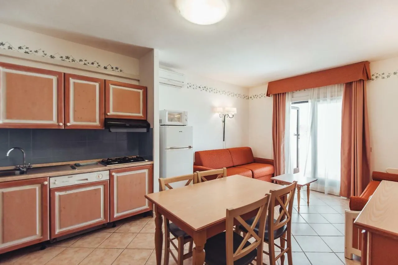 Residence Hotel Nuraghe Porto Rotondo 0*,