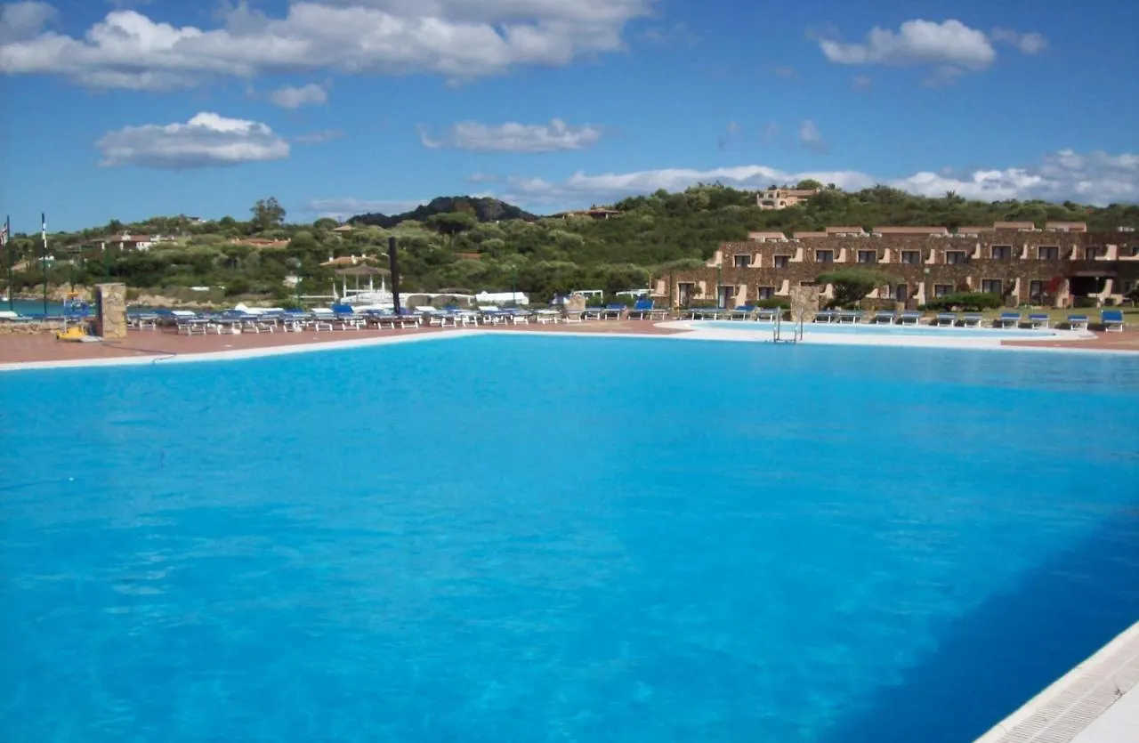 Residence Hotel Nuraghe Porto Rotondo 0*,
